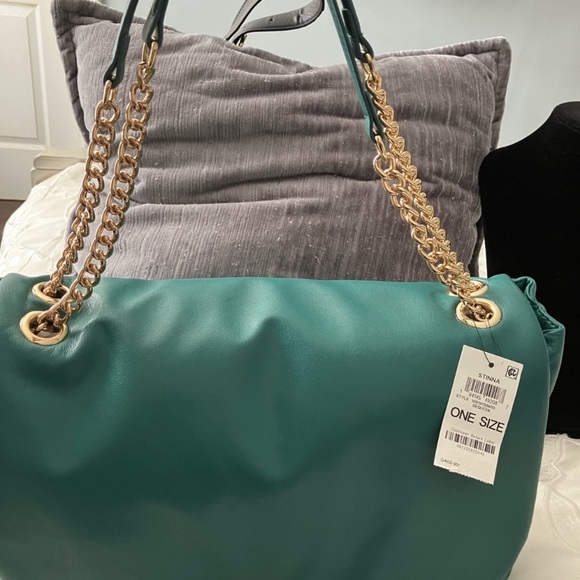 INC Elegant Green Shoulder Bag with Gold Accents - Picture 7 of 9